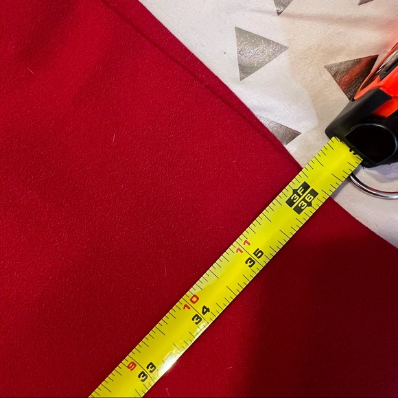 Same Pencil Dress except Red. Jewel neck, Short puff sleeve. - Picture 14 of 14